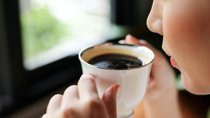 5-manfaat-kesehatan-yang-didapatkan-jika-rutin-minum-kopi-tiap-hari